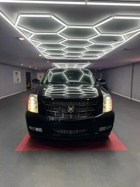 Used 2014 Cadillac Escalade ESV Premium image 2