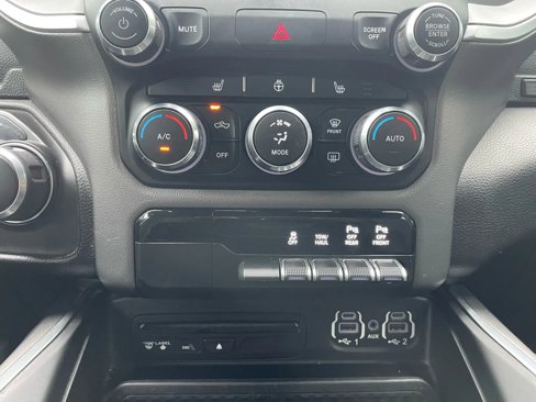 Used 2019 RAM 1500 Big Horn image 23