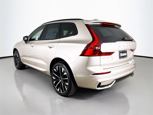 New 2026 Volvo XC60 B5 Ultra w/ Protection Package image 5