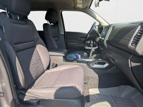 Used 2023 Nissan Frontier SV w/ SV Convenience Package image 21