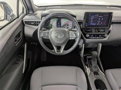 Used 2023 Toyota Corolla Cross SE image 15