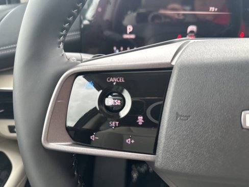 New 2025 Nissan Murano SL image 17