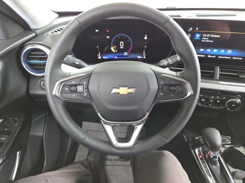 New 2026 Chevrolet Trax LT w/ Driver Confidence Package image 42