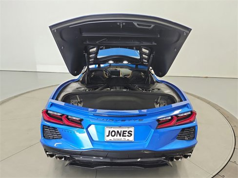 Used 2024 Chevrolet Corvette Stingray Preferred Cpe w/ Stealth Interior Trim Package image 29