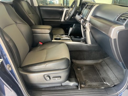 Used 2021 Toyota 4Runner SR5 Premium w/ Moonroof Package image 28