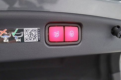 Used 2024 Mercedes-Benz C 300 4MATIC Sedan image 38