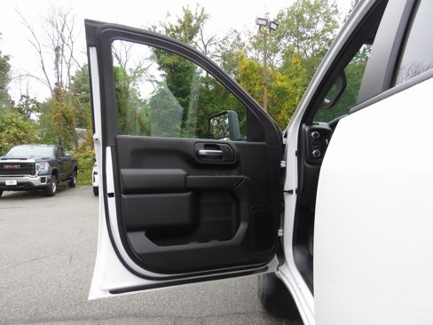 Used 2023 GMC Sierra 2500 Pro w/ Convenience Package image 10