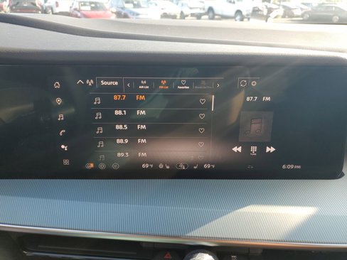 New 2025 Nissan Murano SL image 19