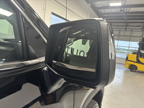 New 2025 GMC Sierra 1500 Denali w/ Denali Reserve Package image 9