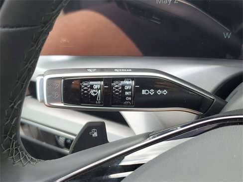 New 2026 Cadillac Vistiq Sport image 14