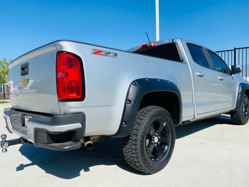 Used 2017 Chevrolet Colorado Z71 image 2