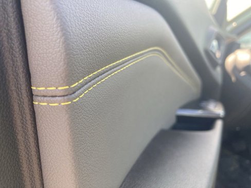 New 2025 Chevrolet Trax ACTIV w/ Sunroof Package image 15