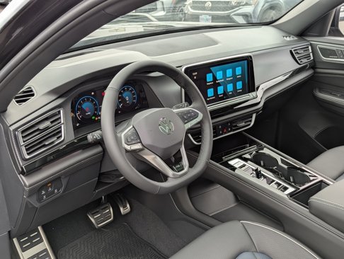 New 2026 Volkswagen Atlas Cross Sport SEL Premium R-Line image 13