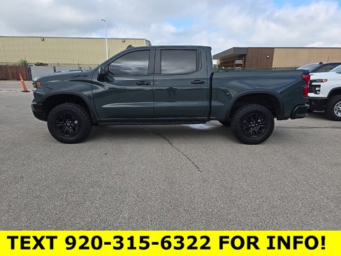 Used 2025 Chevrolet Silverado 1500 ZR2 w/ Technology Package image 3