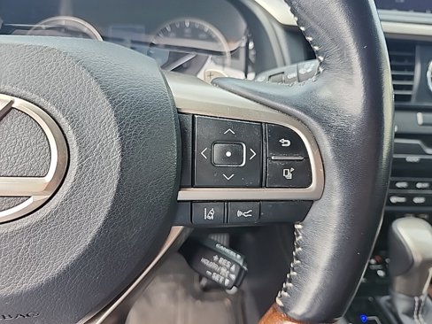 Used 2022 Lexus RX 350L FWD w/ Premium Package image 17
