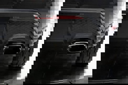 Certified 2025 Porsche Macan image 38