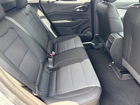 Used 2025 Chevrolet Trax LT w/ Driver Confidence Package image 20