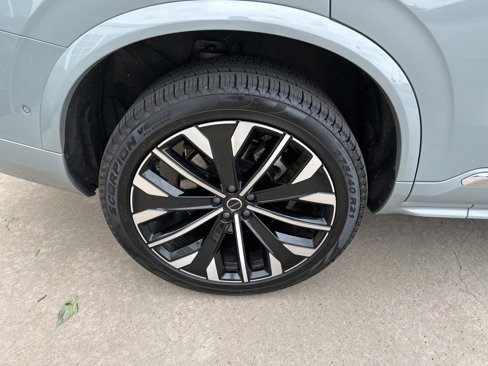 Certified 2025 Volvo XC90 B5 Plus image 15