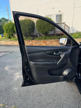 Used 2017 Nissan Rogue SL w/ SL Premium Package image 33
