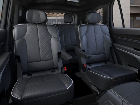 New 2026 Cadillac Vistiq Platinum image 17