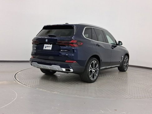 New 2026 BMW X5 sDrive40i w/ Climate Comfort Package image 9