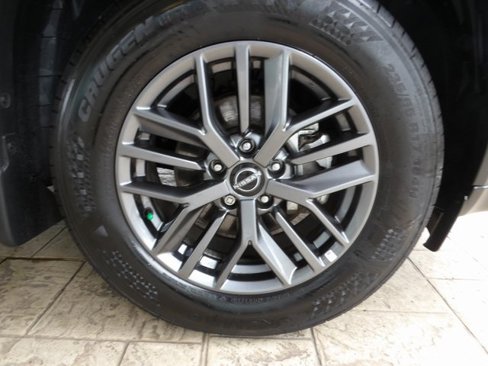 Certified 2024 Nissan Rogue S image 11