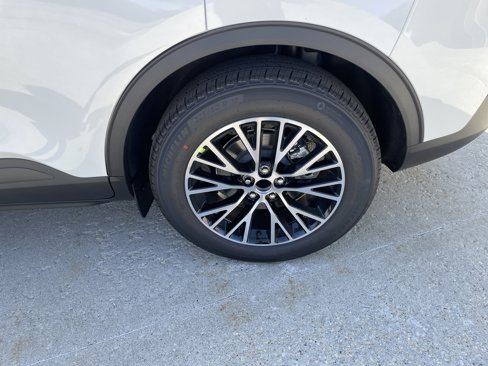 New 2026 Ford Escape SE image 13