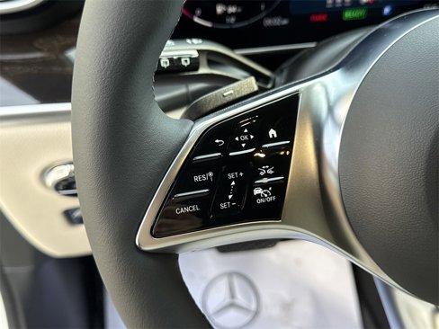 New 2025 Mercedes-Benz GLC 350e 4MATIC image 27