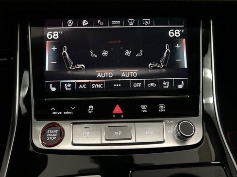 New 2025 Audi RS Q8 performance image 22