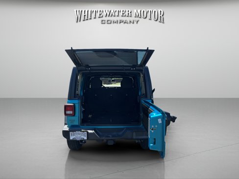 Used 2019 Jeep Wrangler Unlimited Sport image 10