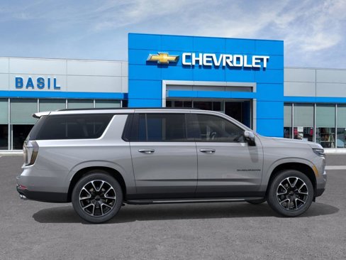 New 2026 Chevrolet Suburban RST image 5
