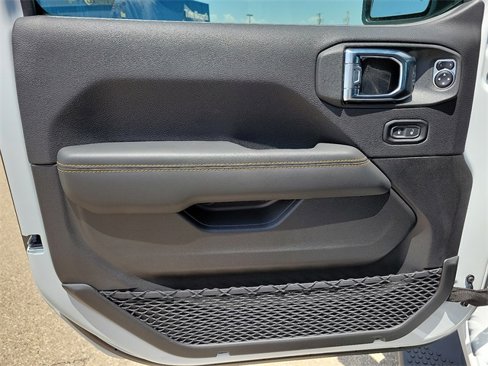 New 2025 Jeep Wrangler Sahara image 11