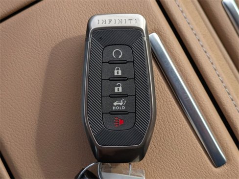 New 2025 INFINITI QX80 Sensory image 35