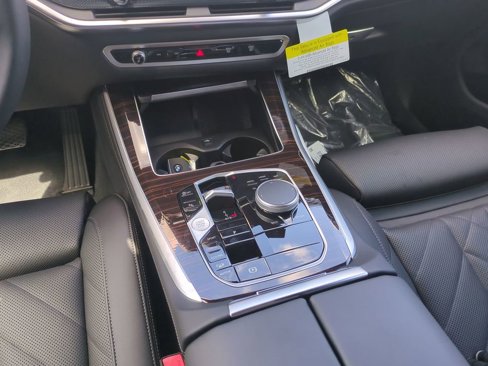 New 2026 BMW X5 xDrive40i image 18