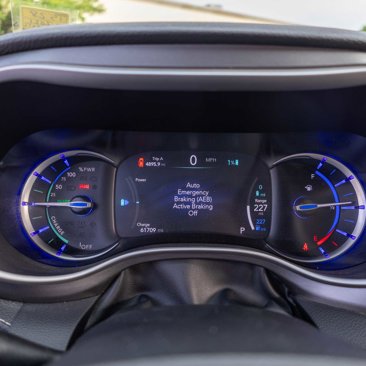 Used 2021 Chrysler Pacifica Touring-L image 13