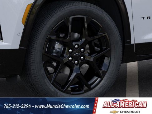 New 2026 Chevrolet Traverse RS w/ LPO, Floor Liner Package image 9