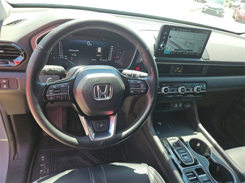Used 2025 Honda Pilot Elite image 19