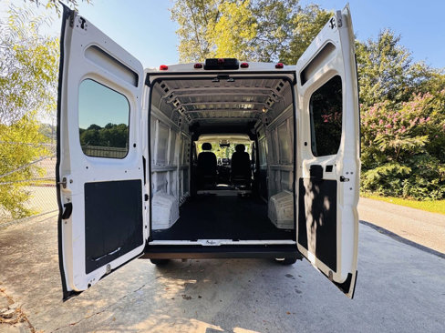 Used 2023 RAM ProMaster 2500 image 12