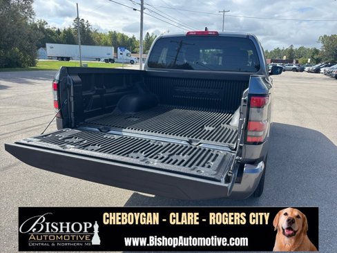 Used 2024 Nissan Frontier SV image 19