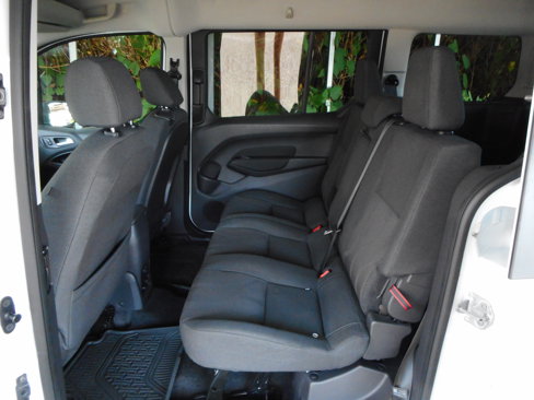 Used 2016 Ford Transit Connect XLT image 17