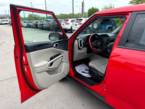 Used 2020 Kia Soul S image 15