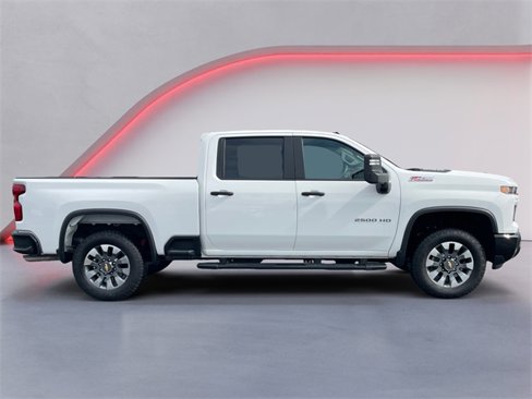 Used 2024 Chevrolet Silverado 2500 Custom w/ Custom Convenience Package image 2