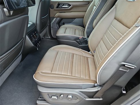 New 2026 GMC Yukon Denali Ultimate image 13