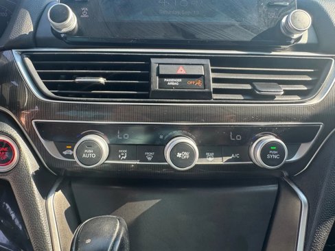 Used 2020 Honda Accord Sport image 18
