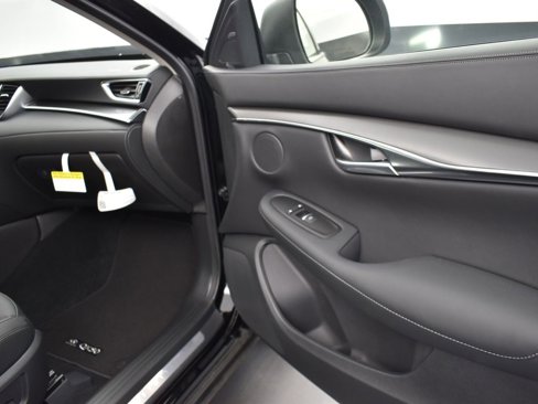 New 2025 INFINITI QX50 Pure image 23