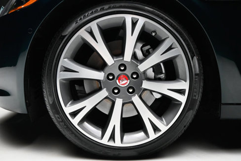 Used 2019 Jaguar XJ L Portfolio image 5