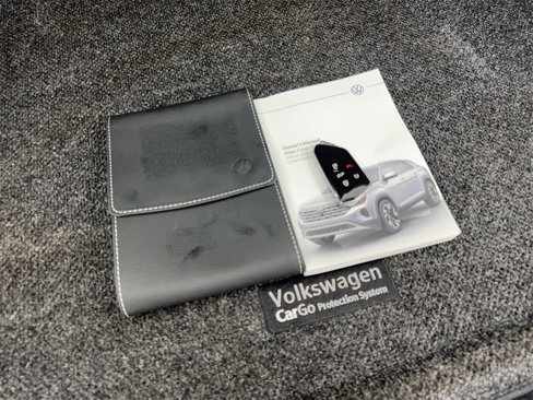 Used 2025 Volkswagen Atlas Cross Sport SEL Premium R-Line image 85