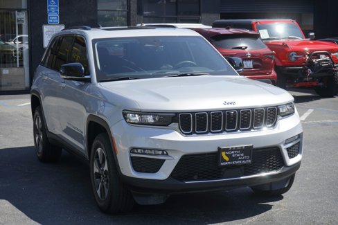 Used 2023 Jeep Grand Cherokee 4WD 4xe w/ Luxury Tech Group II image 5