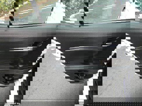 Used 2022 Toyota Camry LE image 43
