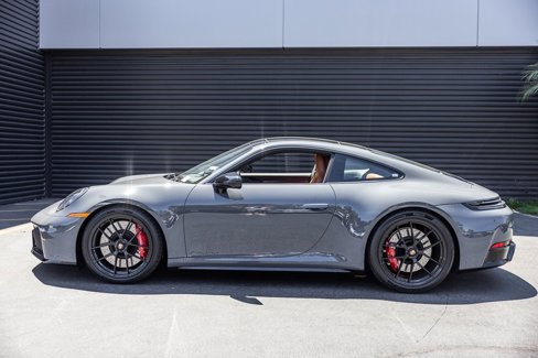 Certified 2025 Porsche 911 Carrera GTS image 2